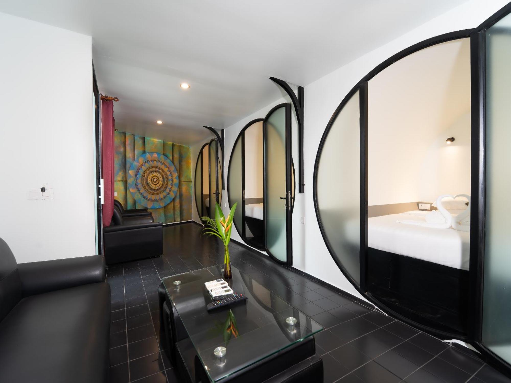 Hotel Tunnel Urban Retreat Siem Reap Esterno foto