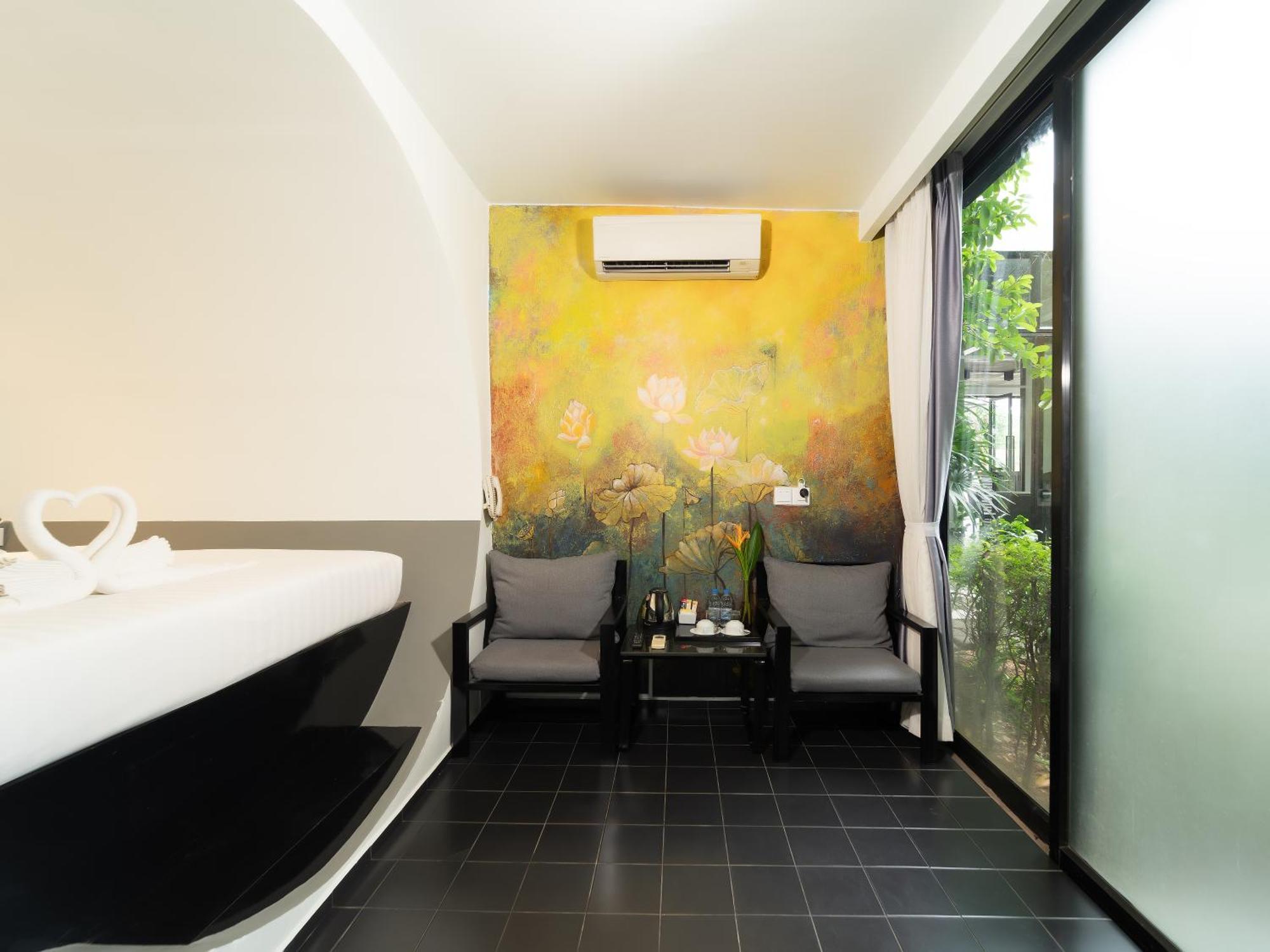 Hotel Tunnel Urban Retreat Siem Reap Esterno foto