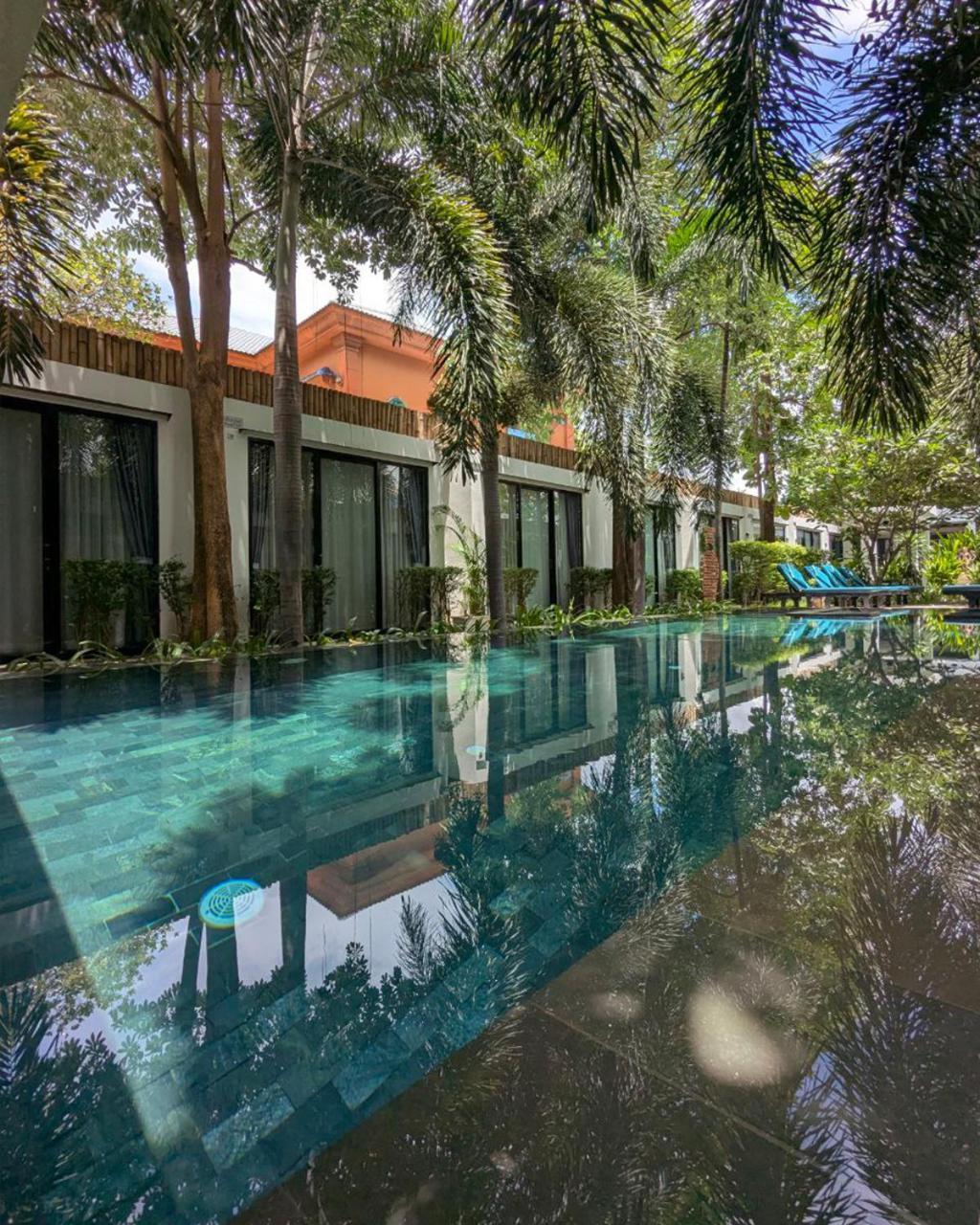 Hotel Tunnel Urban Retreat Siem Reap Esterno foto
